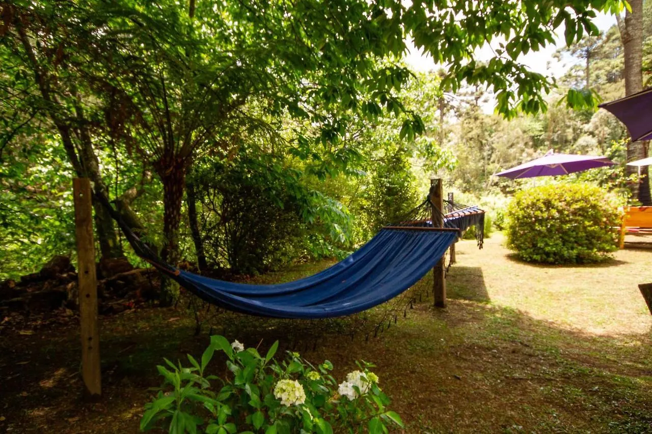 Empório reserva da serra com área lazer natureza e excelente localização Campos do Jordão